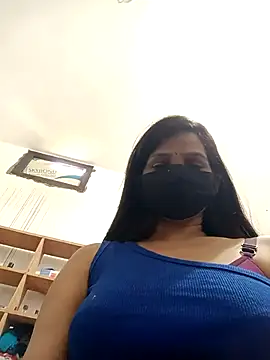 Snapshot of soni_yhakur chatting on February 24, 2026, 8:04 am soni yhakur online show from February 24, 2026, 8:04 am