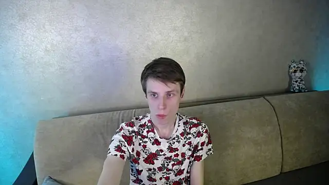 Snapshot of yes_cute_boy_ chatting on March 14, 2026, 4:35 pm yes cute boy online show from March 14, 2026, 4:35 pm