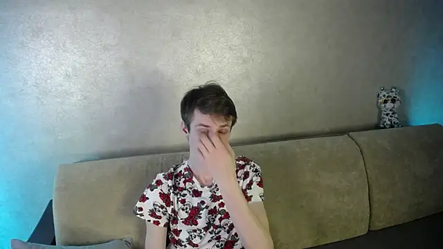 Snapshot of yes_cute_boy_ chatting on March 13, 2026, 8:14 pm yes cute boy online show from March 13, 2026, 8:14 pm