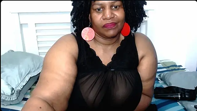 Snapshot of SplendidThalita chatting on October 16, 2025, 7:16 am SplendidThalita online show from October 16, 2025, 7:16 am