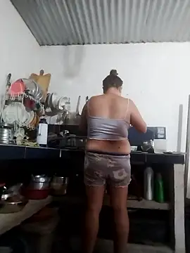 Snapshot of yyuly chatting on September 25, 2025, 11:27 am yyuly online show from September 25, 2025, 11:27 am