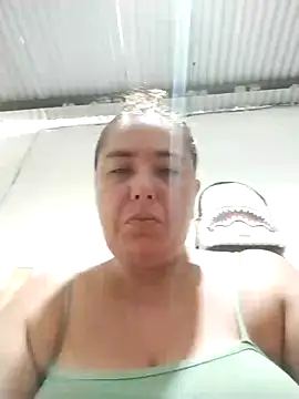 Snapshot of yyuly chatting on October 21, 2025, 1:43 pm yyuly online show from October 21, 2025, 1:43 pm