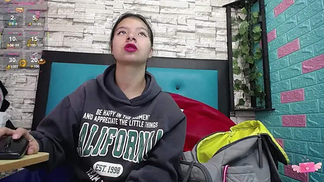 maily can online show from November 1, 2025, 12:43 pm