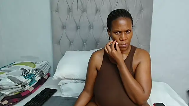 MelowD69 online show from November 3, 2025, 3:48 pm