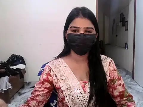 Snapshot of suhana-singh chatting on July 30, 2026, 5:50 am suhana-singh online show from July 30, 2026, 5:50 am