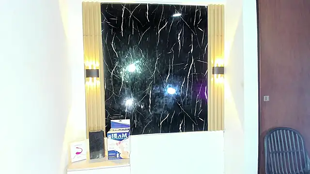 Snapshot of Wyatt_Rose chatting on October 28, 2025, 3:51 am Wyatt Rose online show from October 28, 2025, 3:51 am