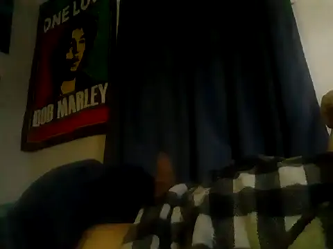 Snapshot of Bilover69 chatting on December 16, 2025, 4:17 am Bilover69 online show from December 16, 2025, 4:17 am