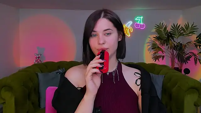 Snapshot of lil_angel_ chatting on November 14, 2025, 6:17 am lil angel online show from November 14, 2025, 6:17 am