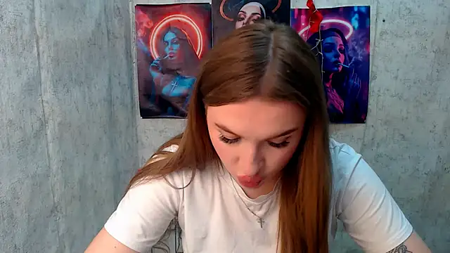 JuliaTopp  online show from March 23, 2026, 8:03 am