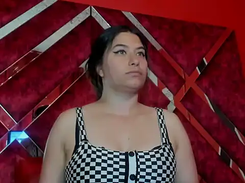 Snapshot of _Roxxxane_09 chatting on December 4, 2025, 8:30 pm Roxxxane 09 online show from December 4, 2025, 8:30 pm