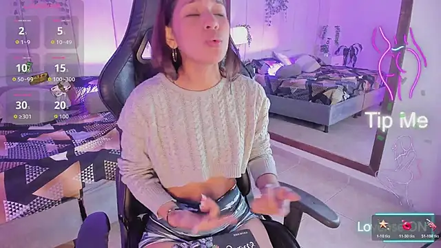 mia rousse25 online show from March 21, 2026, 3:49 pm