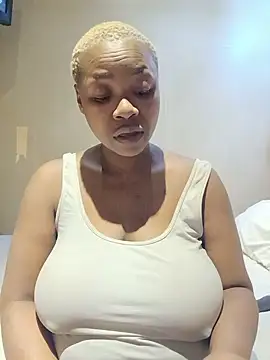 Snapshot of missboobiesSA chatting on June 14, 2026, 1:13 am missboobiesSA online show from June 14, 2026, 1:13 am