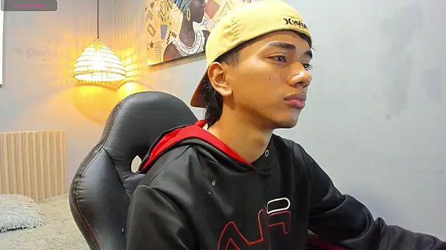 Snapshot of markbowie chatting on November 23, 2025, 12:26 pm markbowie online show from November 23, 2025, 12:26 pm