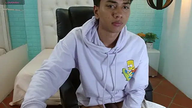 Snapshot of markbowie chatting on November 16, 2025, 8:41 am markbowie online show from November 16, 2025, 8:41 am