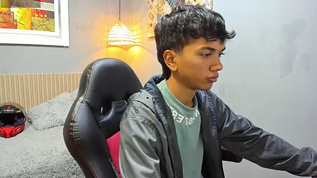 Snapshot of markbowie chatting on November 18, 2025, 11:46 am markbowie online show from November 18, 2025, 11:46 am