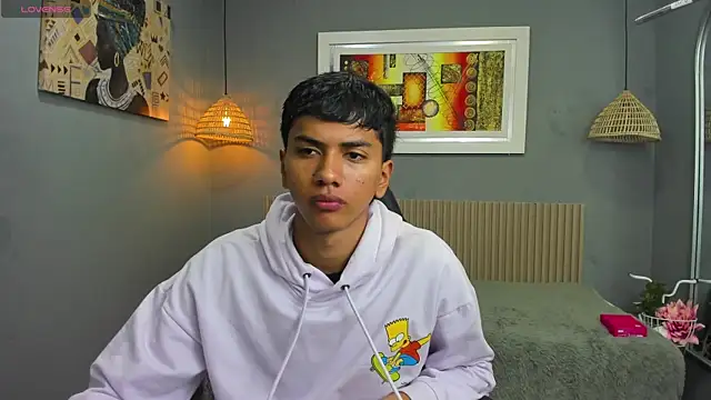 Snapshot of markbowie chatting on November 12, 2025, 11:47 am markbowie online show from November 12, 2025, 11:47 am