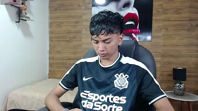 Snapshot of markbowie chatting on November 2, 2025, 1:38 pm markbowie online show from November 2, 2025, 1:38 pm