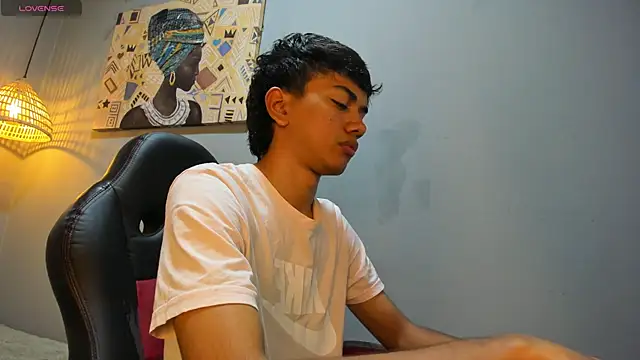 Snapshot of markbowie chatting on November 25, 2025, 11:54 am markbowie online show from November 25, 2025, 11:54 am