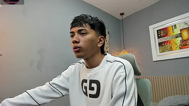 Snapshot of markbowie chatting on October 8, 2025, 11:23 am markbowie online show from October 8, 2025, 11:23 am