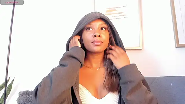 Coco joness online show from October 16, 2025, 5:32 pm