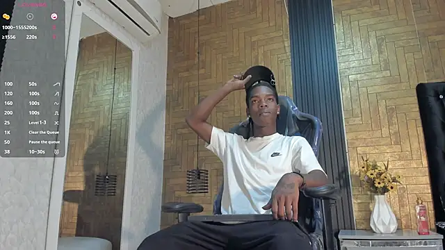 Snapshot of Cam_Brown chatting on September 17, 2025, 3:41 am Cam Brown online show from September 17, 2025, 3:41 am