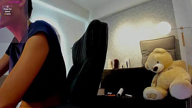 Snapshot of lily_cash1 chatting on March 12, 2026, 12:09 pm lily cash1 online show from March 12, 2026, 12:09 pm