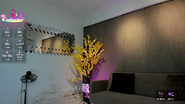 lily cash1 online show from November 5, 2025, 7:17 pm