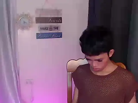 Snapshot of urcumjp chatting on October 17, 2025, 7:33 am urcumjp online show from October 17, 2025, 7:33 am