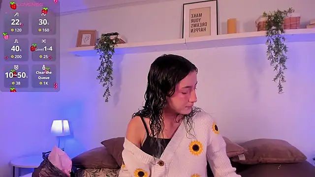 Snapshot of Vampgyal chatting on October 16, 2025, 8:17 pm Vampgyal online show from October 16, 2025, 8:17 pm