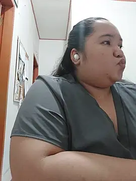 Snapshot of LianaCruzado chatting on June 16, 2026, 3:34 pm LianaCruzado online show from June 16, 2026, 3:34 pm
