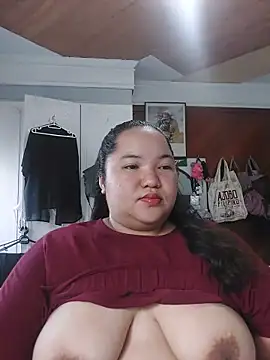 Snapshot of LianaCruzado chatting on June 12, 2026, 9:07 am LianaCruzado online show from June 12, 2026, 9:07 am
