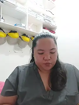 Snapshot of LianaCruzado chatting on June 7, 2026, 11:15 am LianaCruzado online show from June 7, 2026, 11:15 am