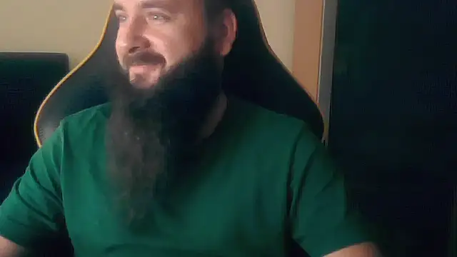 LondonMan1988 online show from November 17, 2025, 3:27 pm