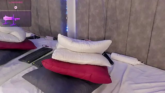 luna78hard online show from February 20, 2026, 6:26 am