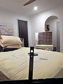 iamthepublickmasterbater online show from March 10, 2026, 1:48 pm