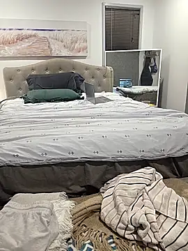 iamthepublickmasterbater online show from December 15, 2025, 1:50 pm