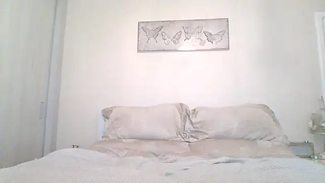 Snapshot of EllaKent chatting on March 8, 2026, 5:16 pm EllaKent online show from March 8, 2026, 5:16 pm