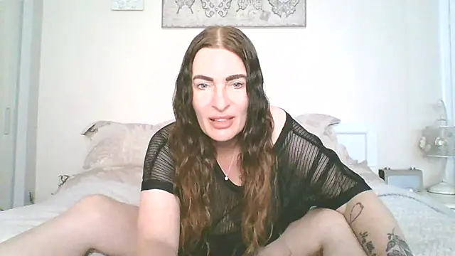 Snapshot of EllaKent chatting on June 30, 2026, 2:39 pm EllaKent online show from June 30, 2026, 2:39 pm