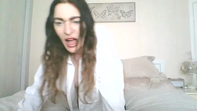 Snapshot of EllaKent chatting on March 17, 2026, 3:37 pm EllaKent online show from March 17, 2026, 3:37 pm