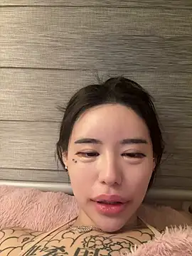 tangju77 online show from February 21, 2026, 7:27 pm