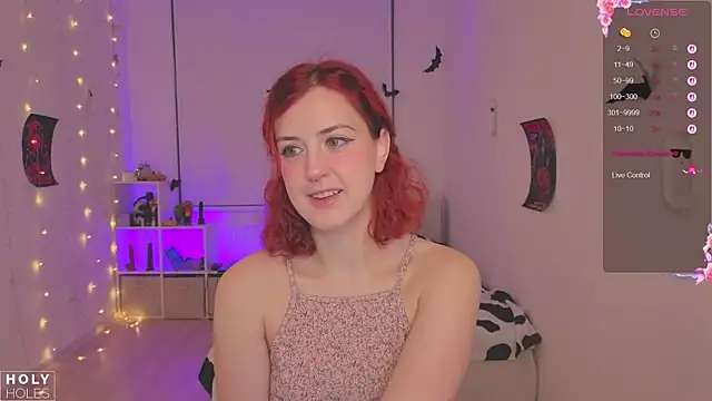 Snapshot of bananasgirl chatting on November 12, 2025, 5:33 am bananasgirl online show from November 12, 2025, 5:33 am