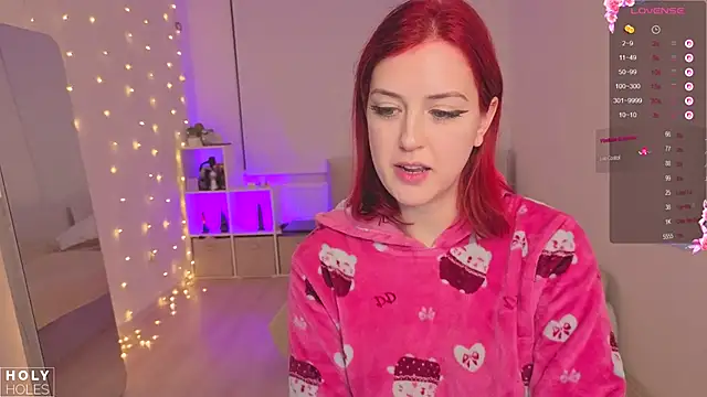 Snapshot of bananasgirl chatting on November 27, 2025, 4:07 pm bananasgirl online show from November 27, 2025, 4:07 pm