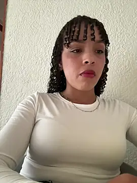 Yasmin777  online show from July 8, 2026, 10:43 pm