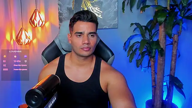 AndresR3 online show from October 24, 2025, 8:24 am