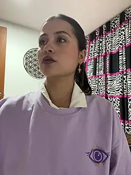 Ana  Pink online show from May 9, 2026, 12:36 am