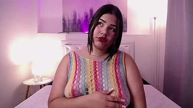 LucyColleen online show from September 10, 2025, 9:36 pm