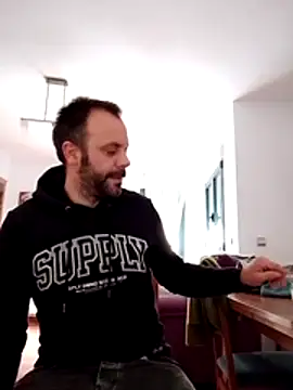 Snapshot of manchego85 chatting on October 15, 2025, 8:00 am manchego85 online show from October 15, 2025, 8:00 am