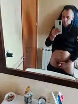 Snapshot of manchego85 chatting on October 28, 2025, 2:27 pm manchego85 online show from October 28, 2025, 2:27 pm