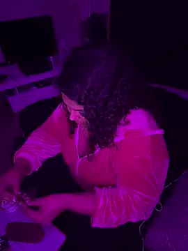 1n0nlythroat online show from November 6, 2025, 2:59 am