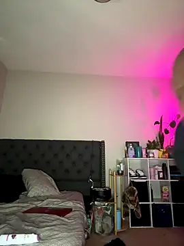 1n0nlythroat online show from October 8, 2025, 2:57 am